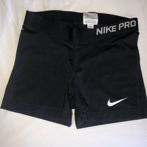 Nike pro black shorts